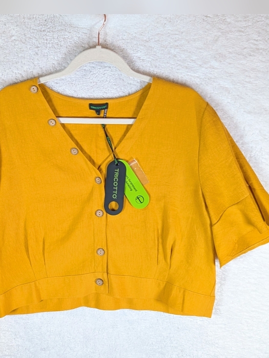 Tricotto Tops - 535-Tricotto Mustard Yellow Button-Front Cropped Button Down